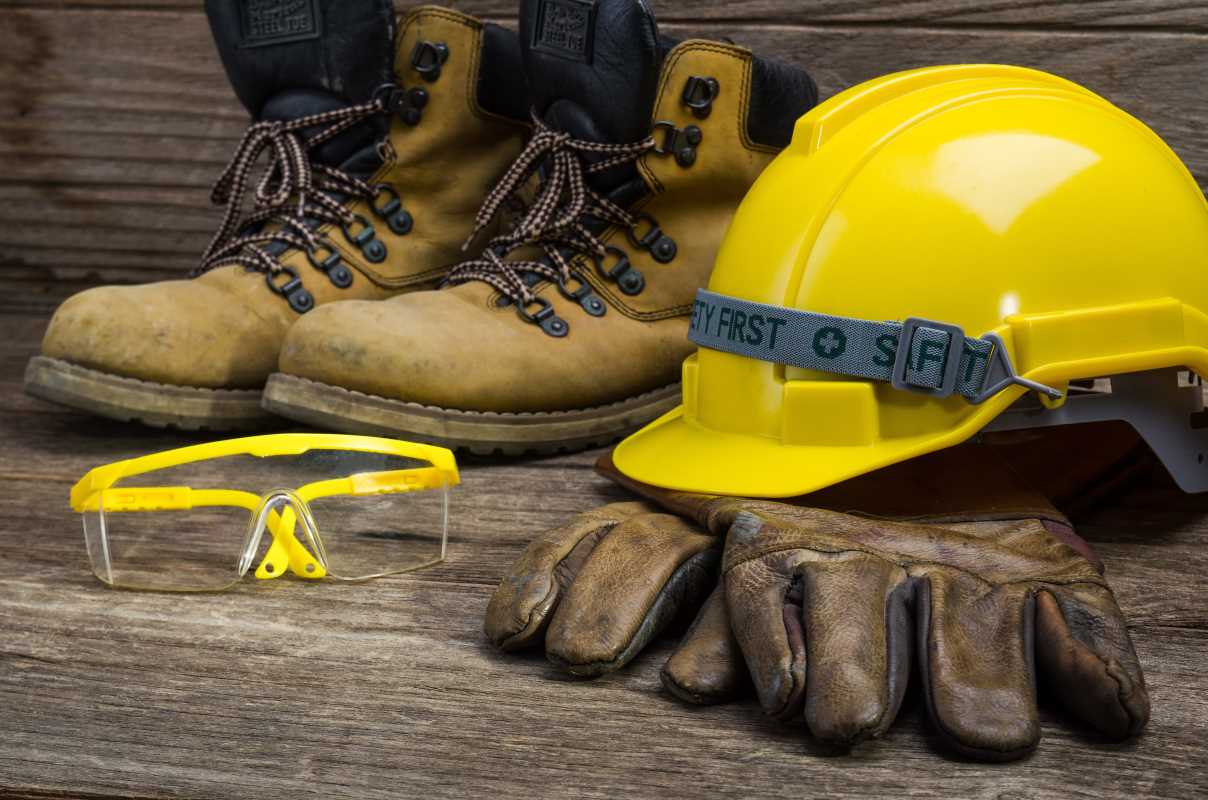 Essential Safety Gear for Power Tool Users