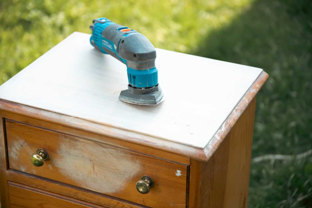 Top Sanders and Grinders for Home Refinishing